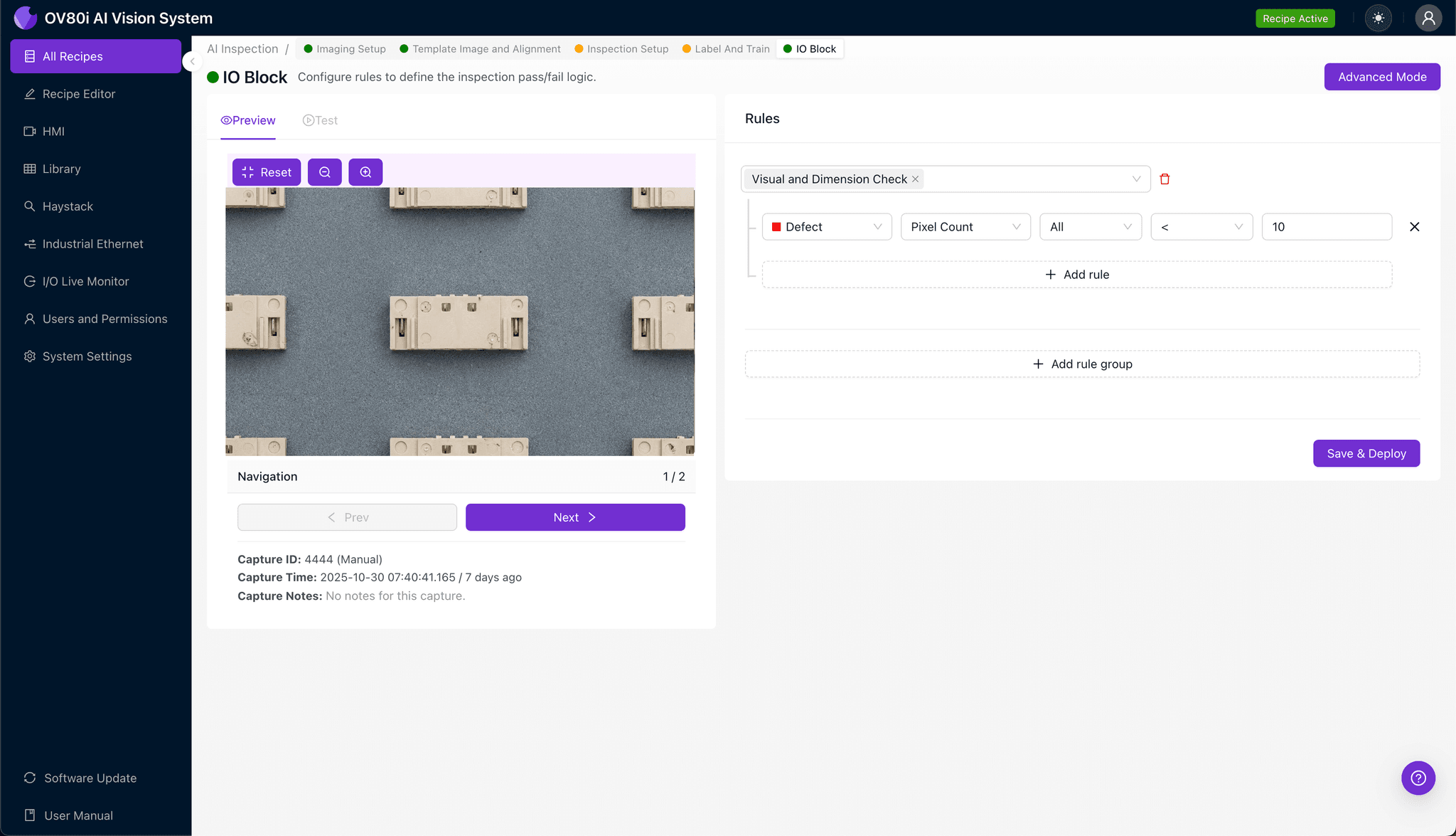 Selección de región de inspección resaltando zonas de marcas de pasadores eyectores en obleas de conector